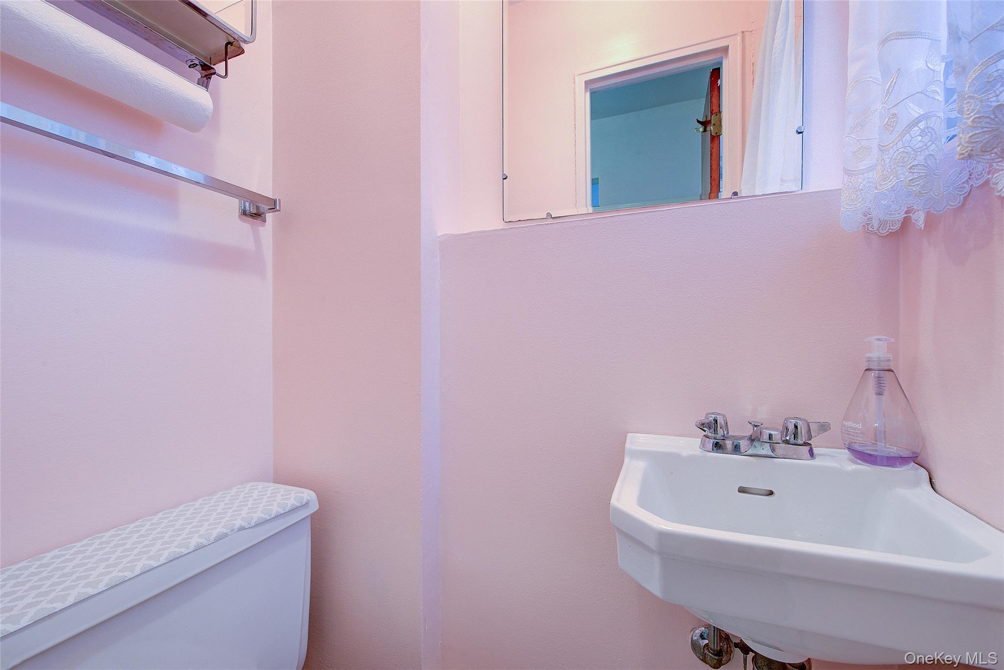 Single Family 76th Street  Queens, NY 11370, MLS-1056196-5