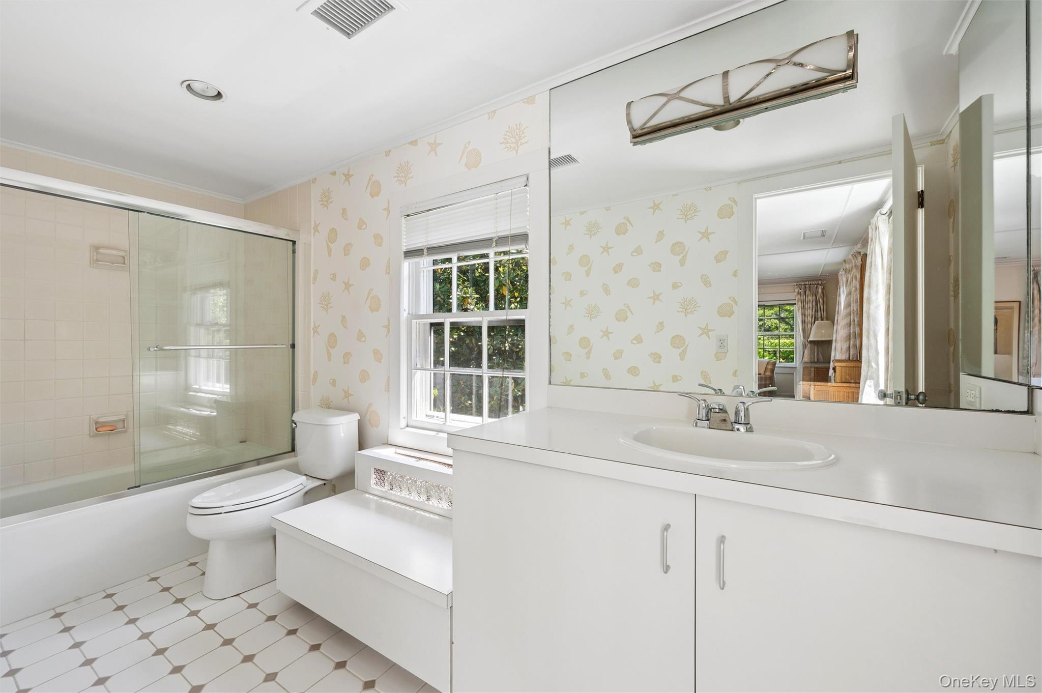 Single Family Jagger Lane Suffolk County, NY 11977, MLS-1056203-30
