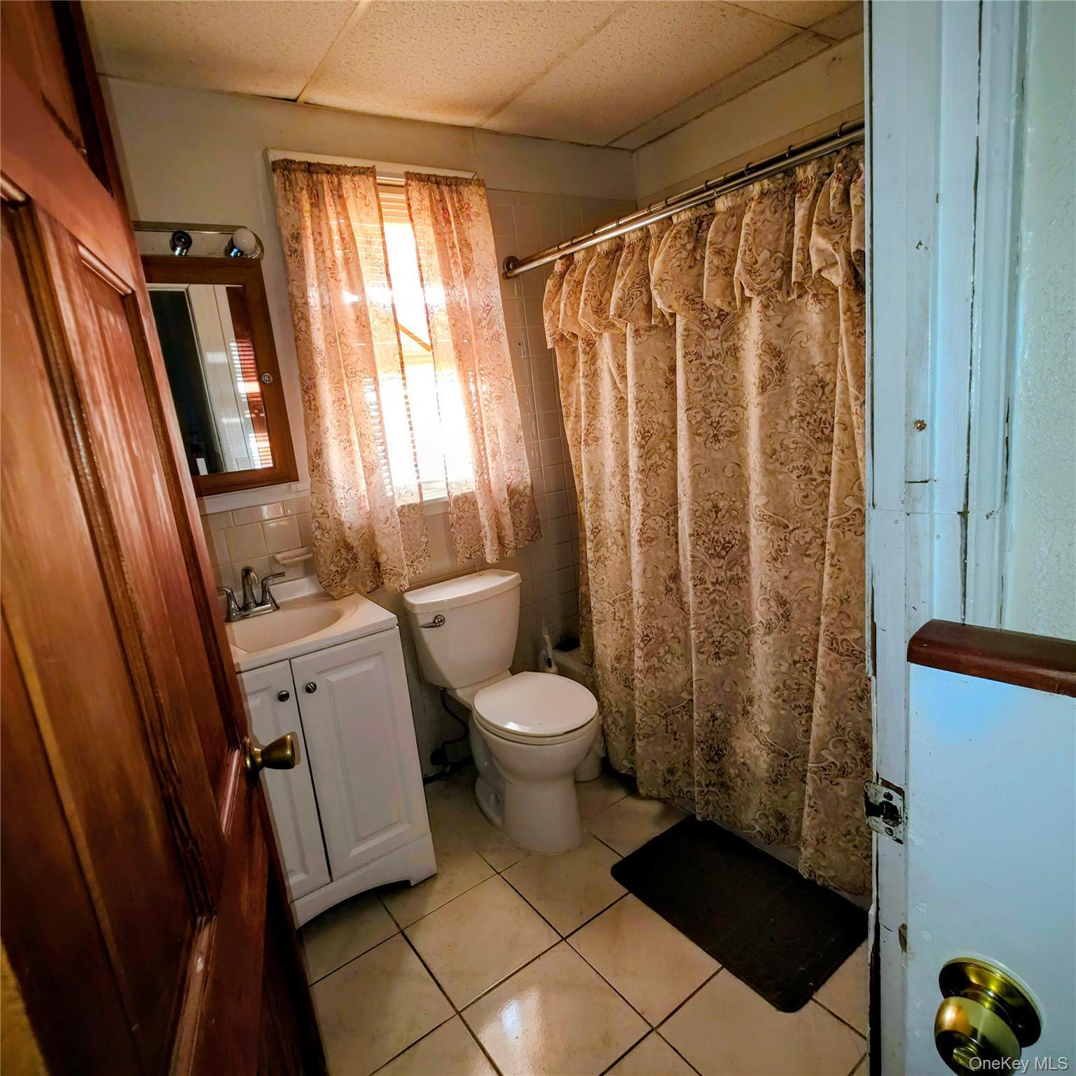 Single Family 203rd Street Queens, NY 11412, MLS-1056215-15
