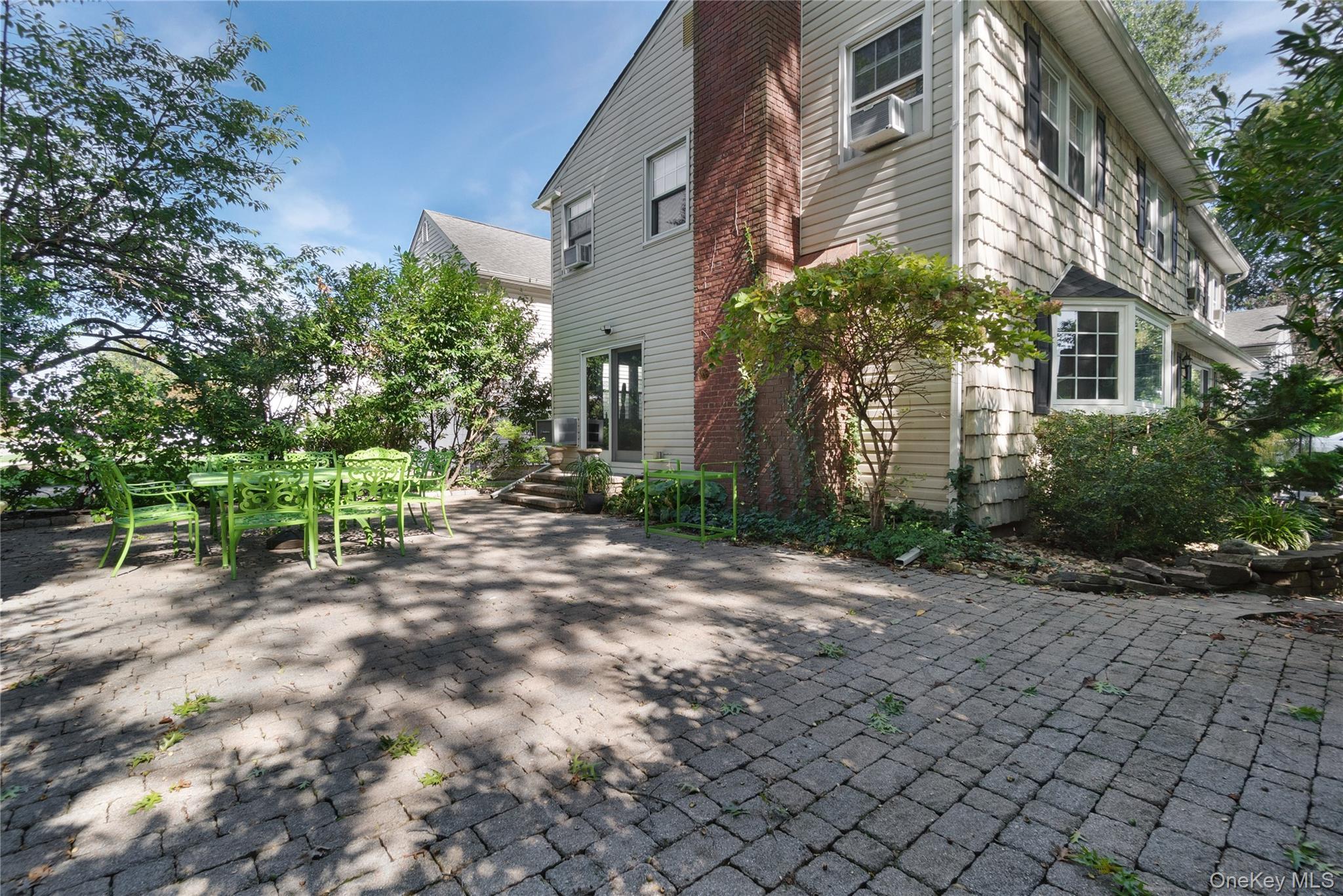 Single Family Bayberry Avenue  Nassau County, NY 11530, MLS-1056255-21