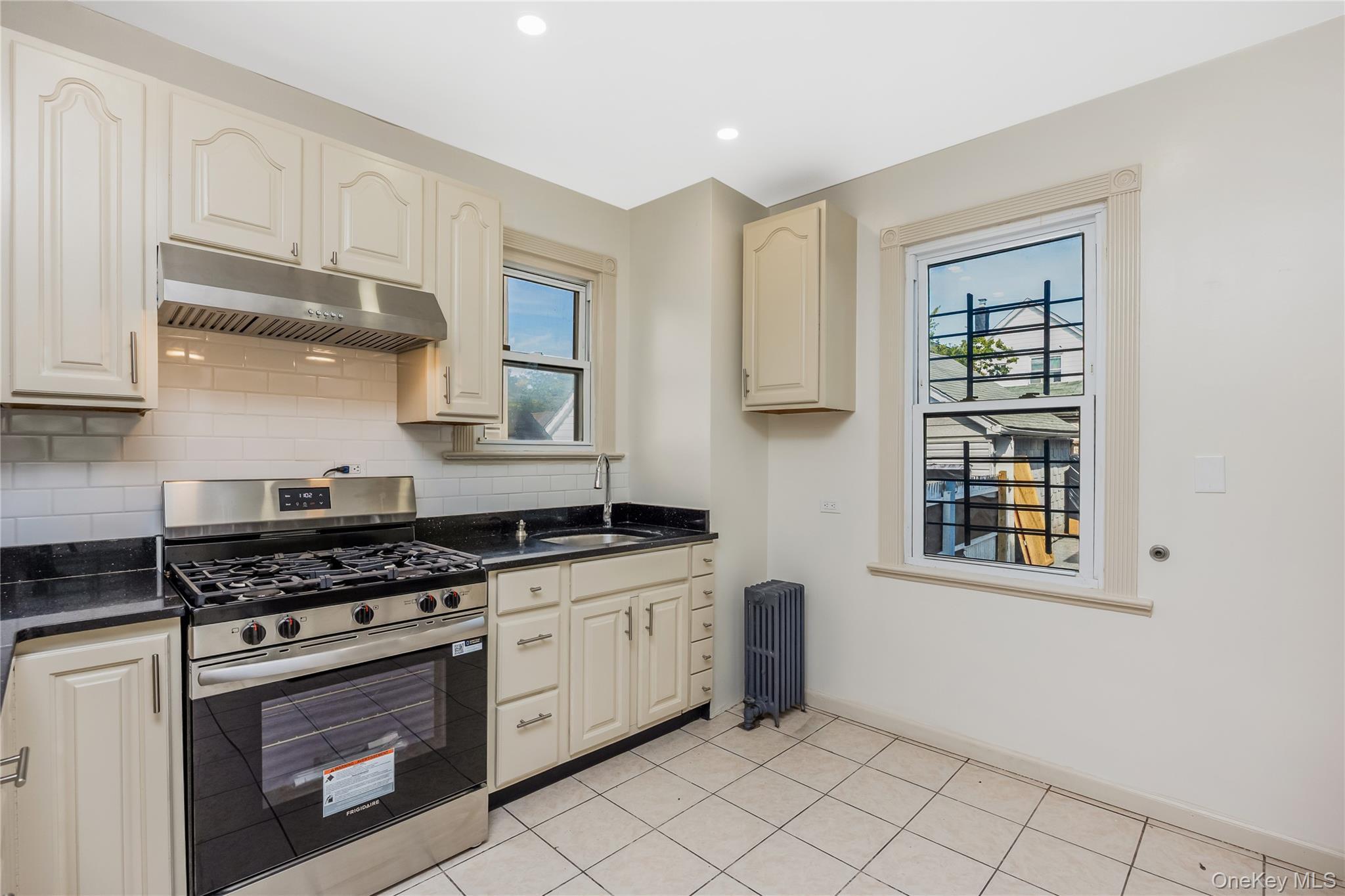 Single Family 107th Avenue Queens, NY 11417, MLS-1056273-18