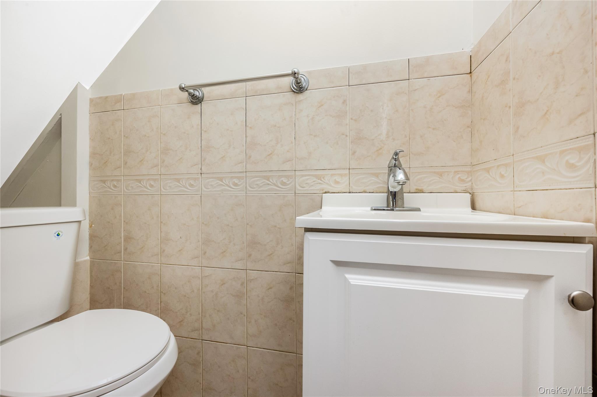 Single Family 107th Avenue Queens, NY 11417, MLS-1056273-21