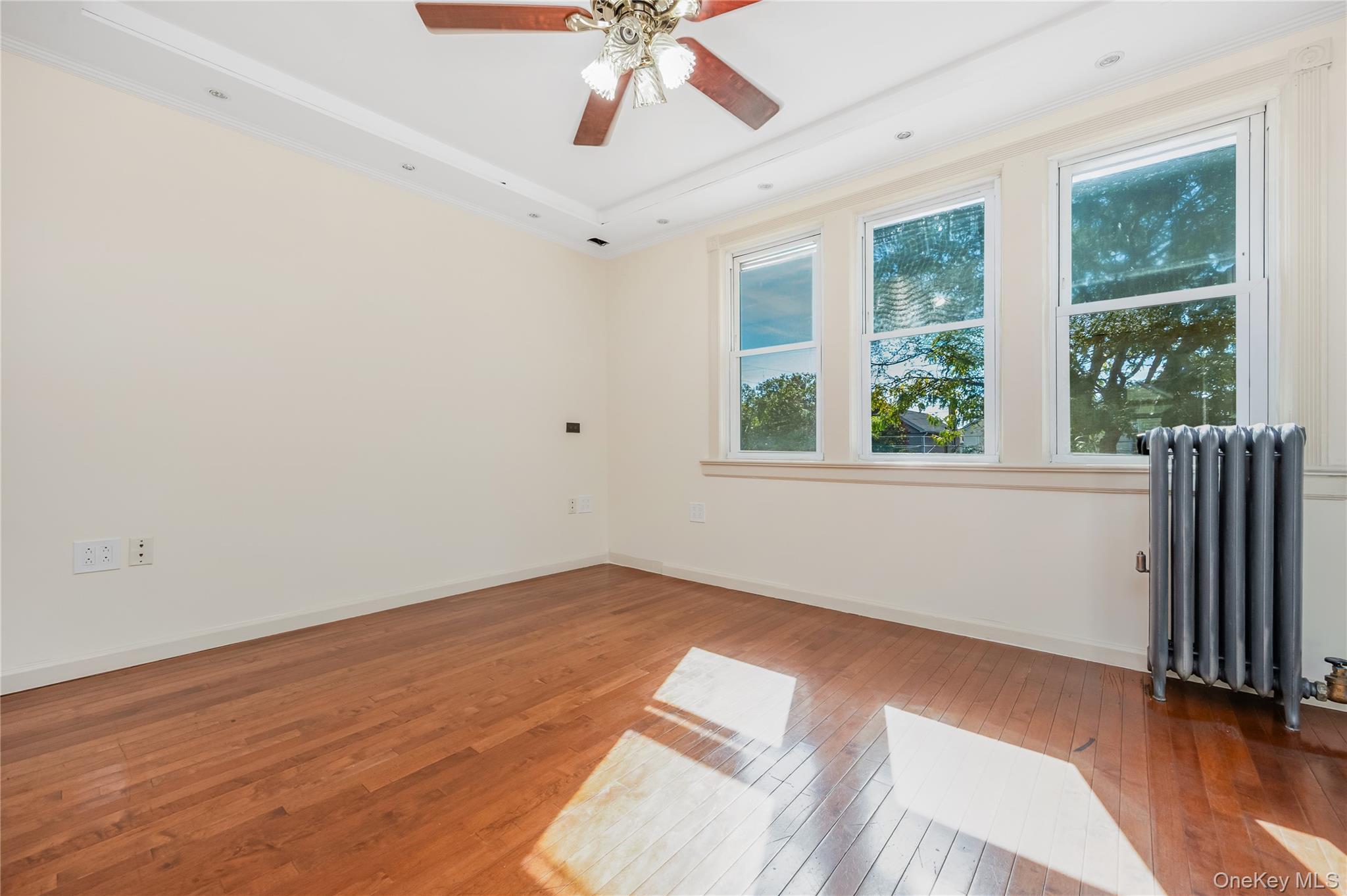 Single Family 107th Avenue Queens, NY 11417, MLS-1056273-24