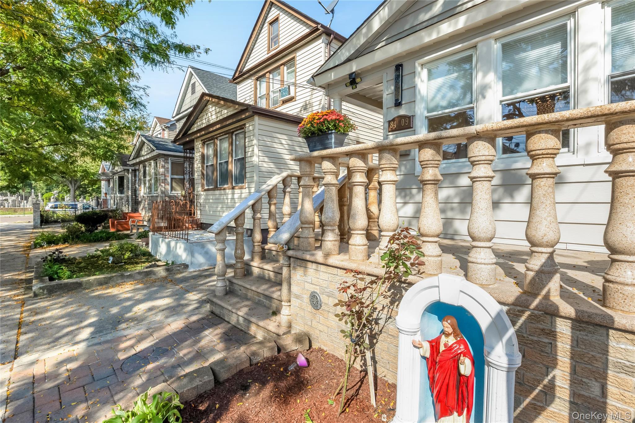 Single Family 107th Avenue Queens, NY 11417, MLS-1056273-3
