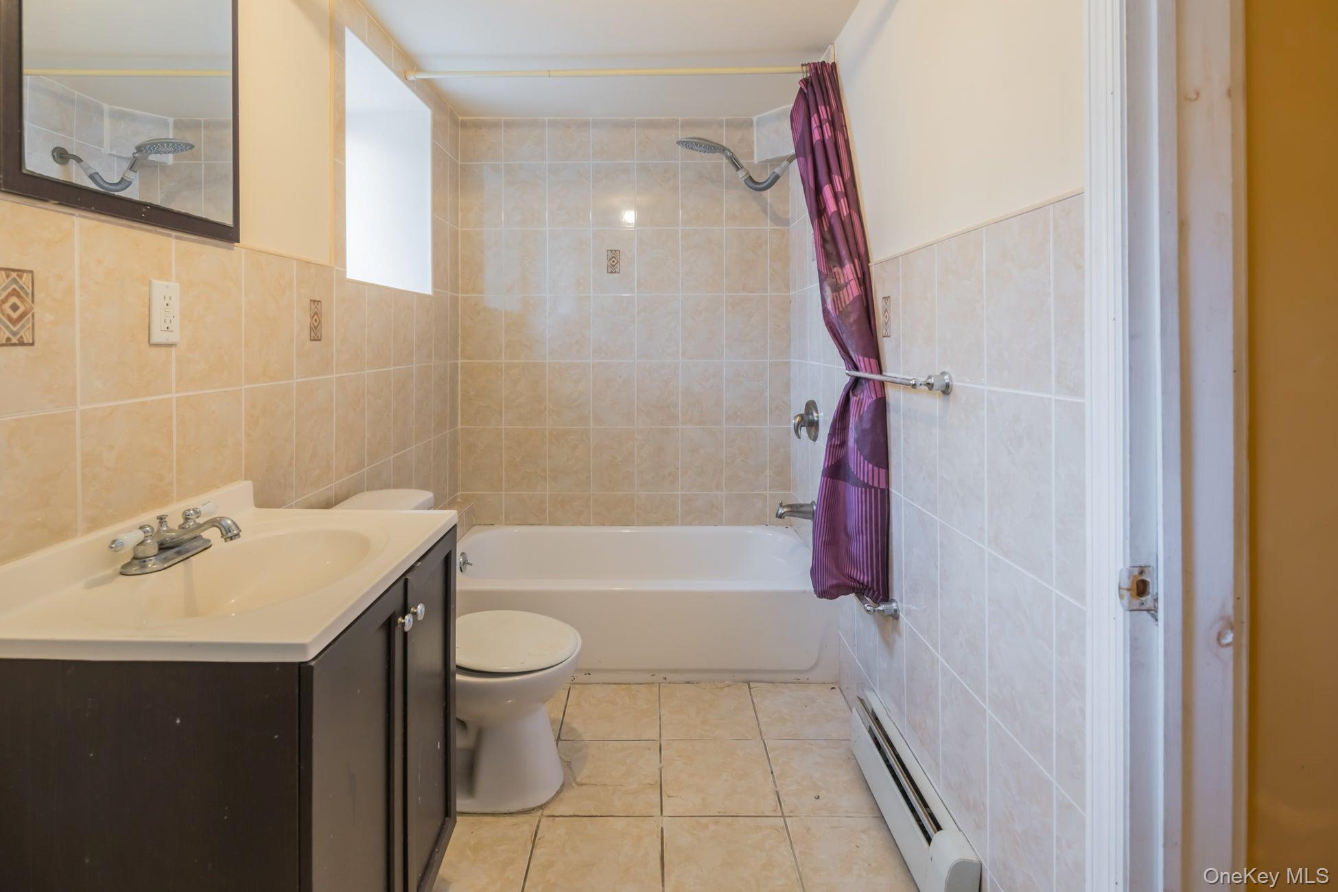 Single Family Wilder Avenue Bronx, NY 10466, MLS-1056276-10