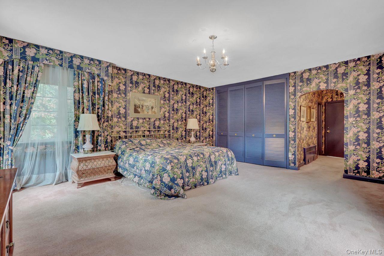 Single Family Grand Central Parkway  Queens, NY 11427, MLS-1056279-24