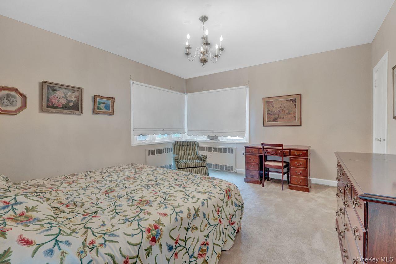 Single Family Grand Central Parkway  Queens, NY 11427, MLS-1056279-29