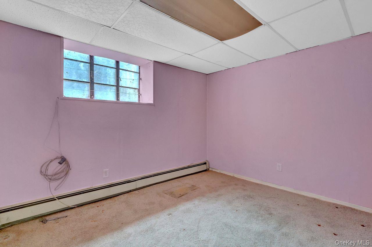 Single Family Grand Central Parkway  Queens, NY 11427, MLS-1056279-35