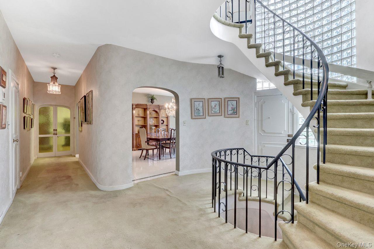 Single Family Grand Central Parkway  Queens, NY 11427, MLS-1056279-5