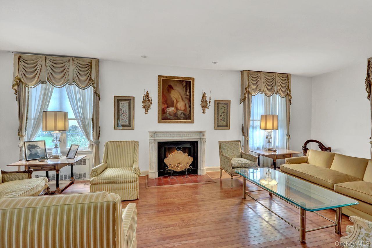 Single Family Grand Central Parkway  Queens, NY 11427, MLS-1056279-9