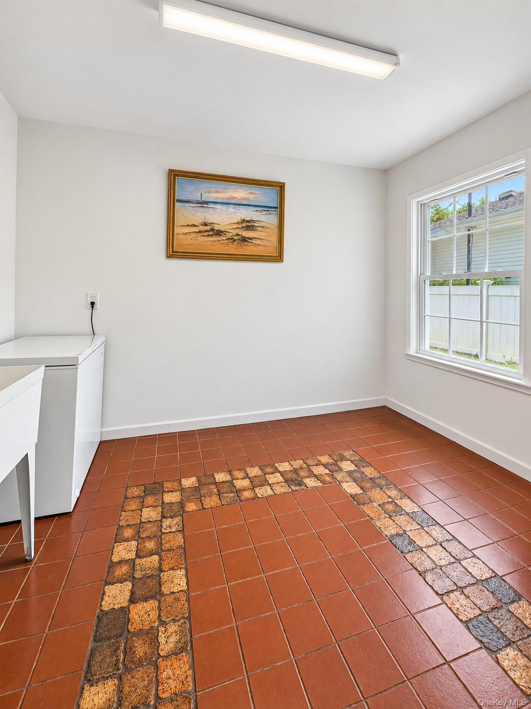 Single Family Massapequa Avenue Nassau County, NY 11758, MLS-1056286-22