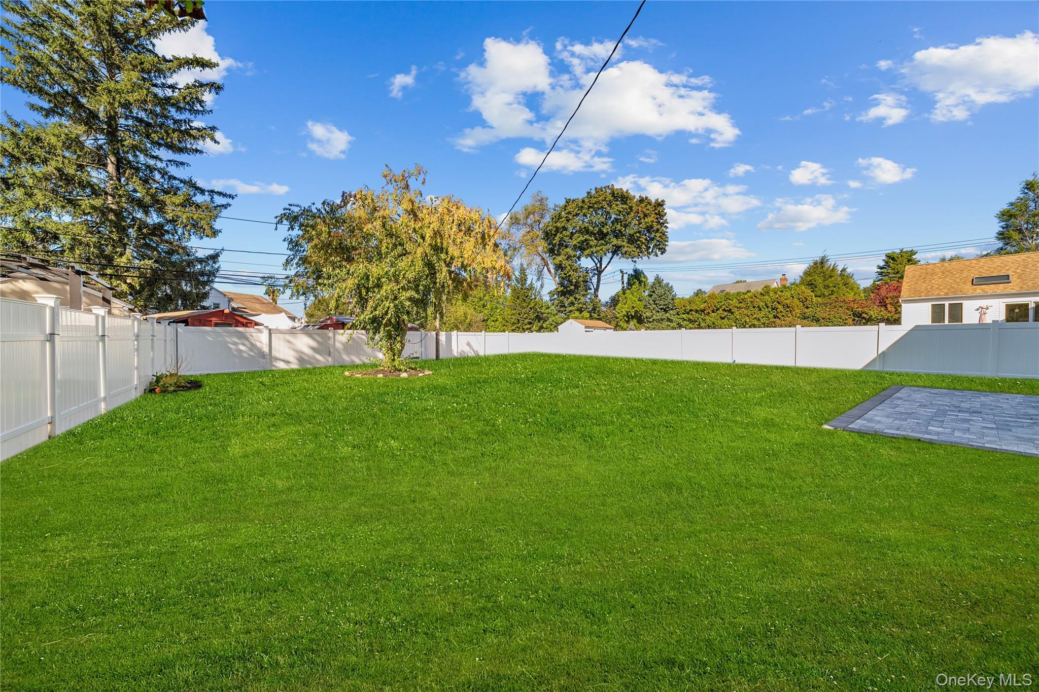 Single Family Melanie Lane  Nassau County, NY 11791, MLS-1056312-46