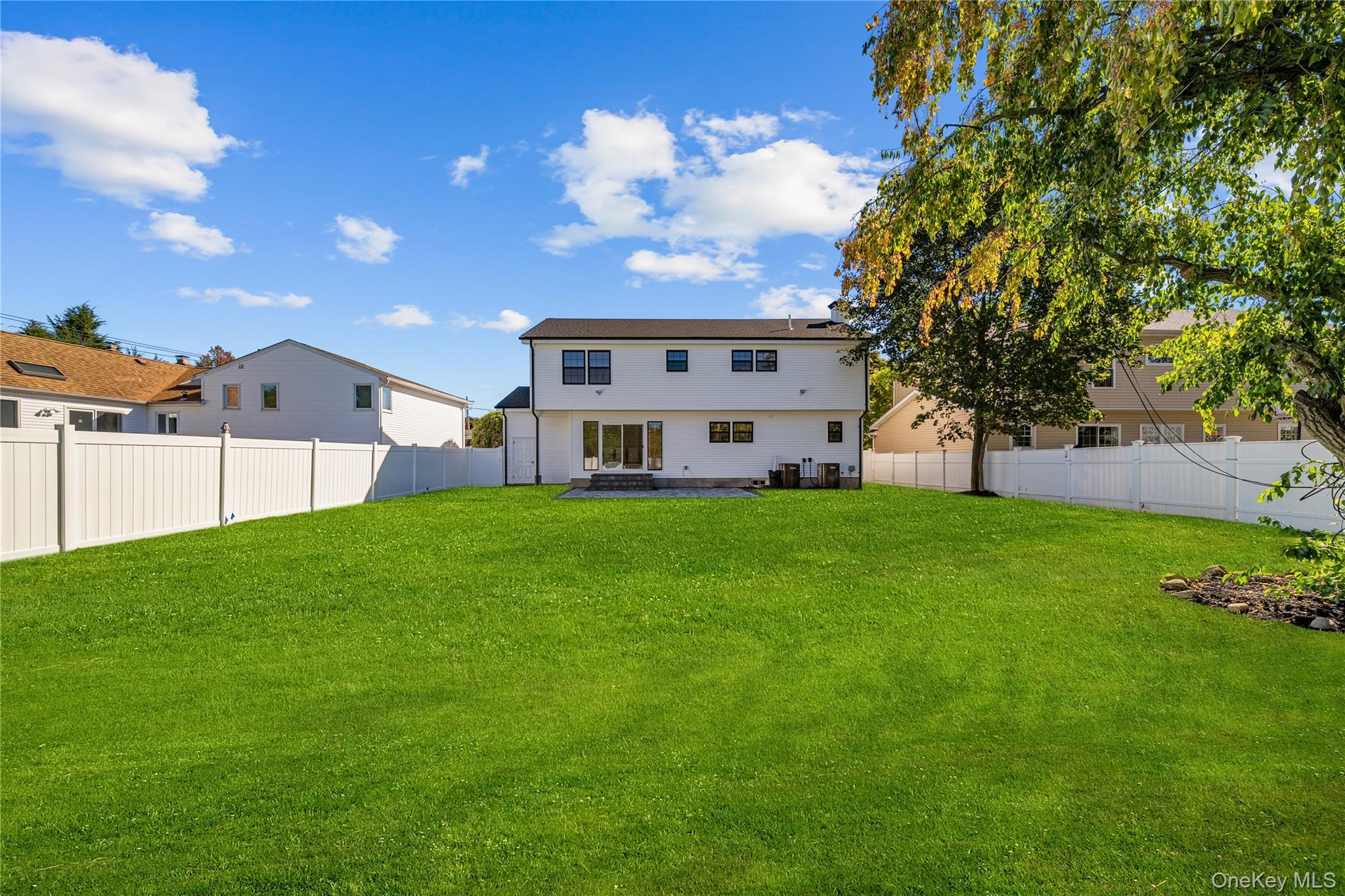 Single Family Melanie Lane  Nassau County, NY 11791, MLS-1056312-48