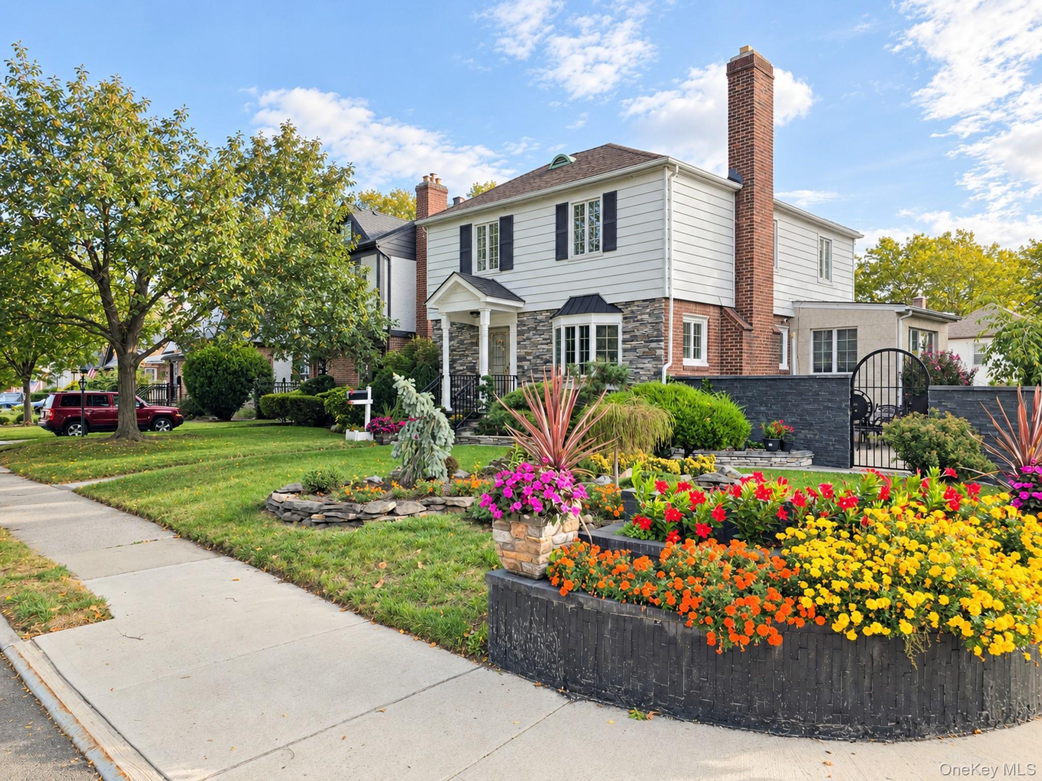 Single Family 215 Street Queens, NY 11364, MLS-1056341-2