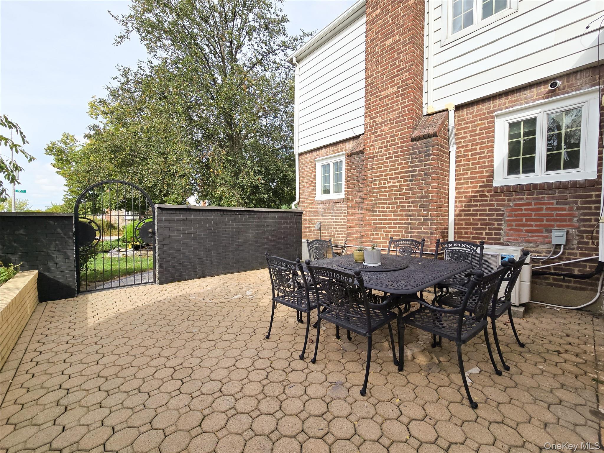 Single Family 215 Street Queens, NY 11364, MLS-1056341-33
