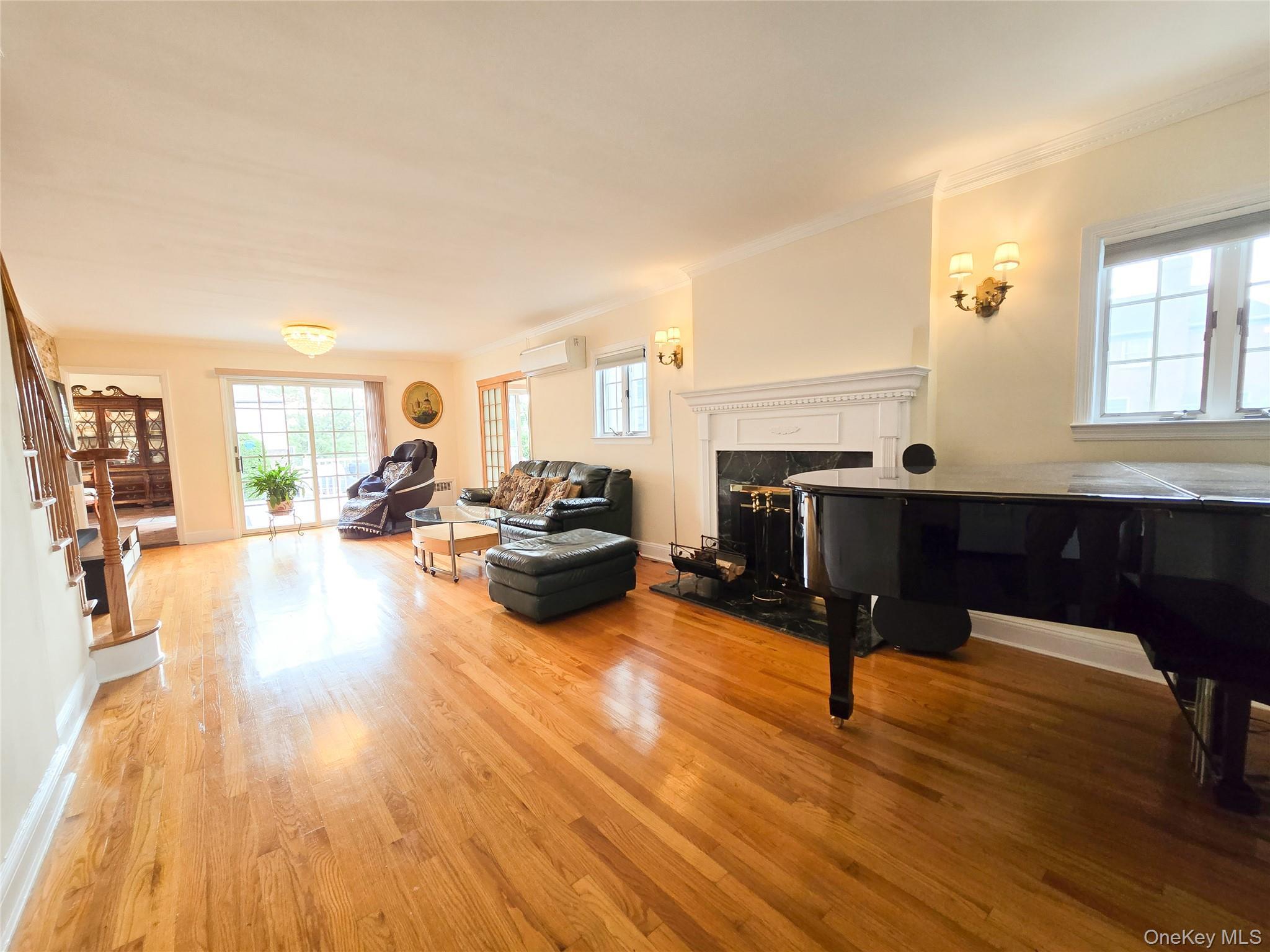 Single Family 215 Street Queens, NY 11364, MLS-1056341-5