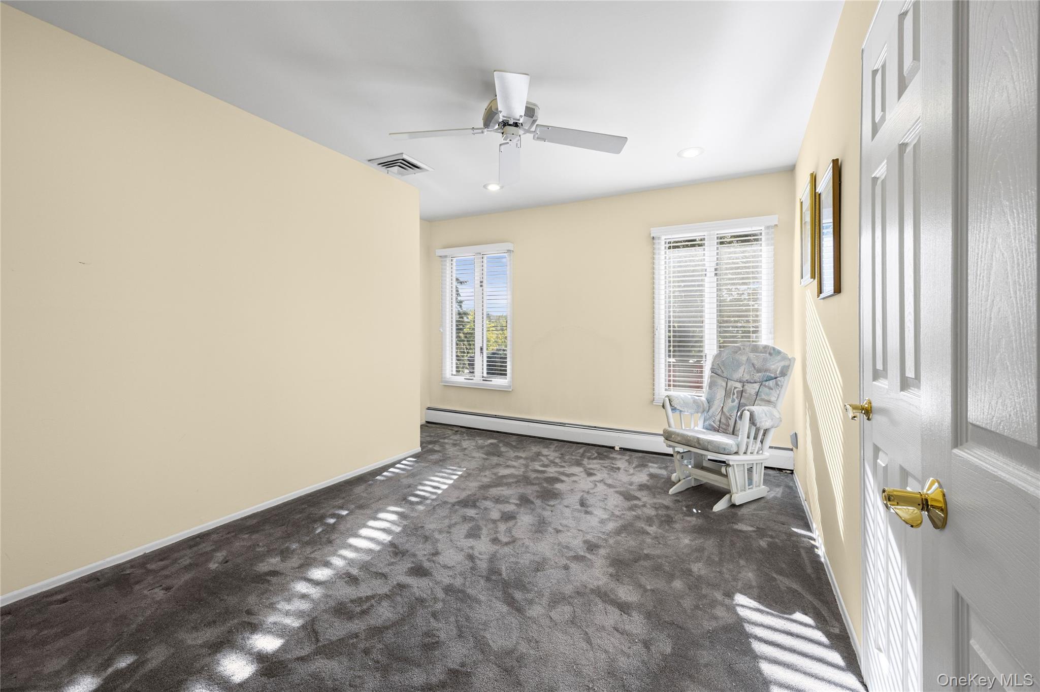 Single Family Elwood Road Suffolk County, NY 11731, MLS-1056342-17