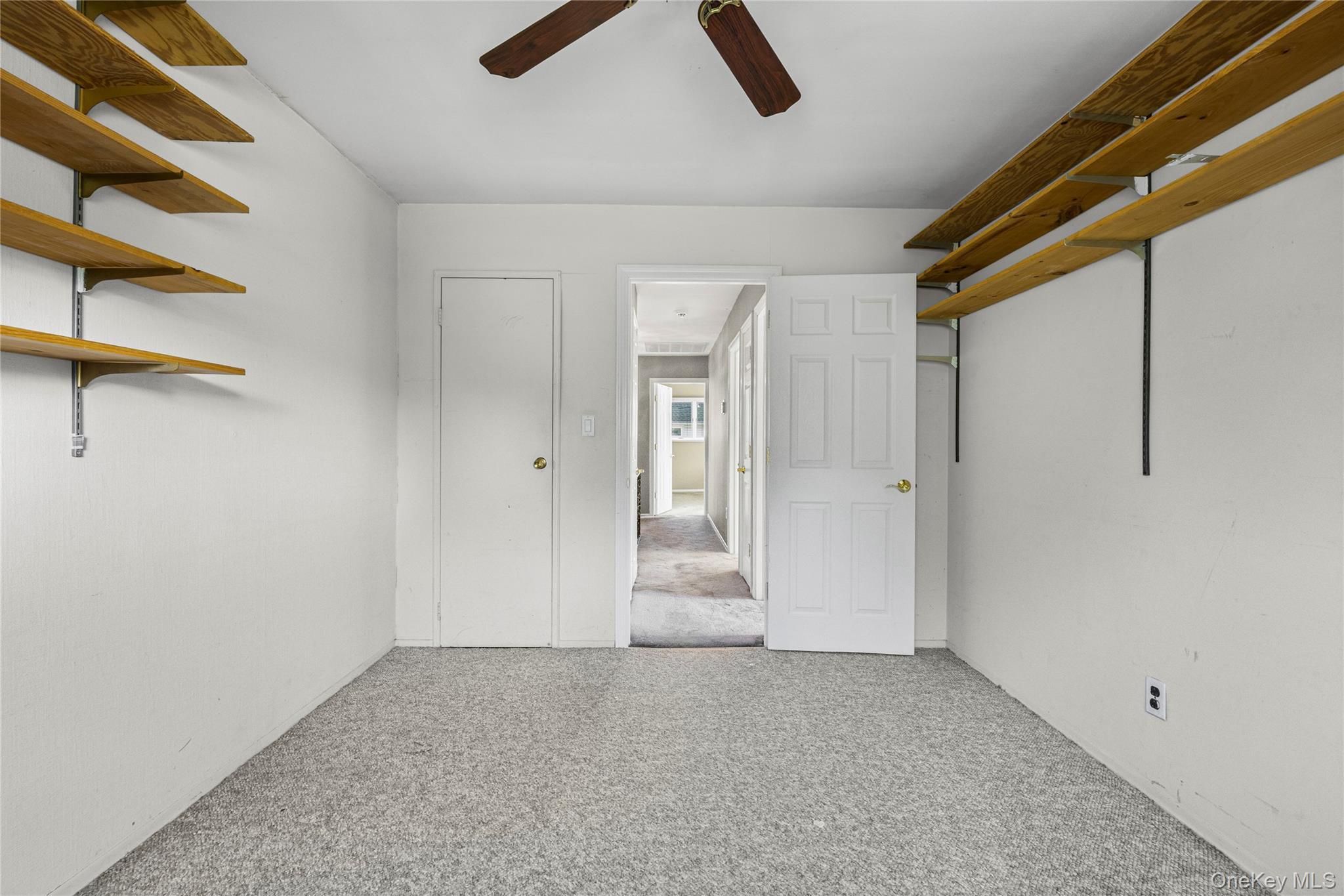 Single Family Elwood Road Suffolk County, NY 11731, MLS-1056342-20