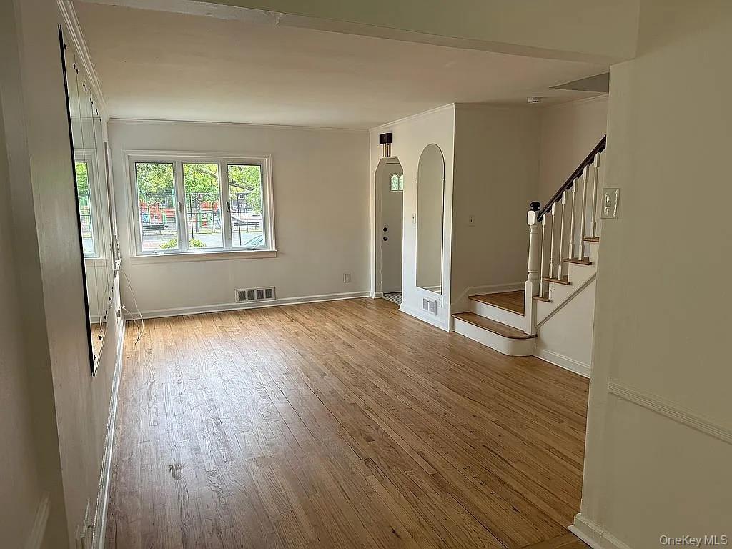 Single Family 11th Avenue  Queens, NY 11357, MLS-1056401-4