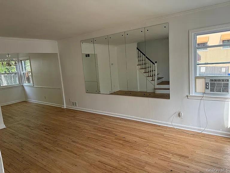 Single Family 11th Avenue  Queens, NY 11357, MLS-1056401-6
