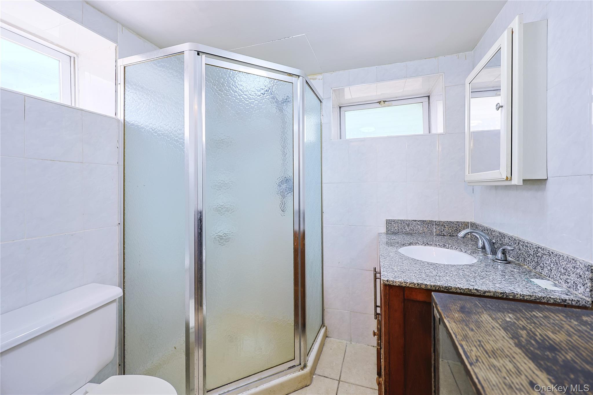 Single Family 84th Avenue  Queens, NY 11432, MLS-1056416-16