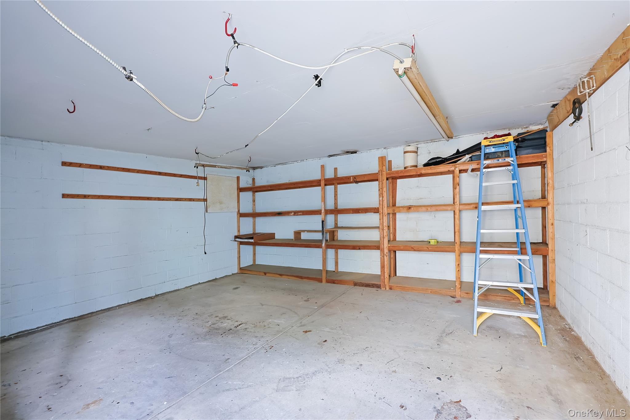 Single Family 84th Avenue  Queens, NY 11432, MLS-1056416-25