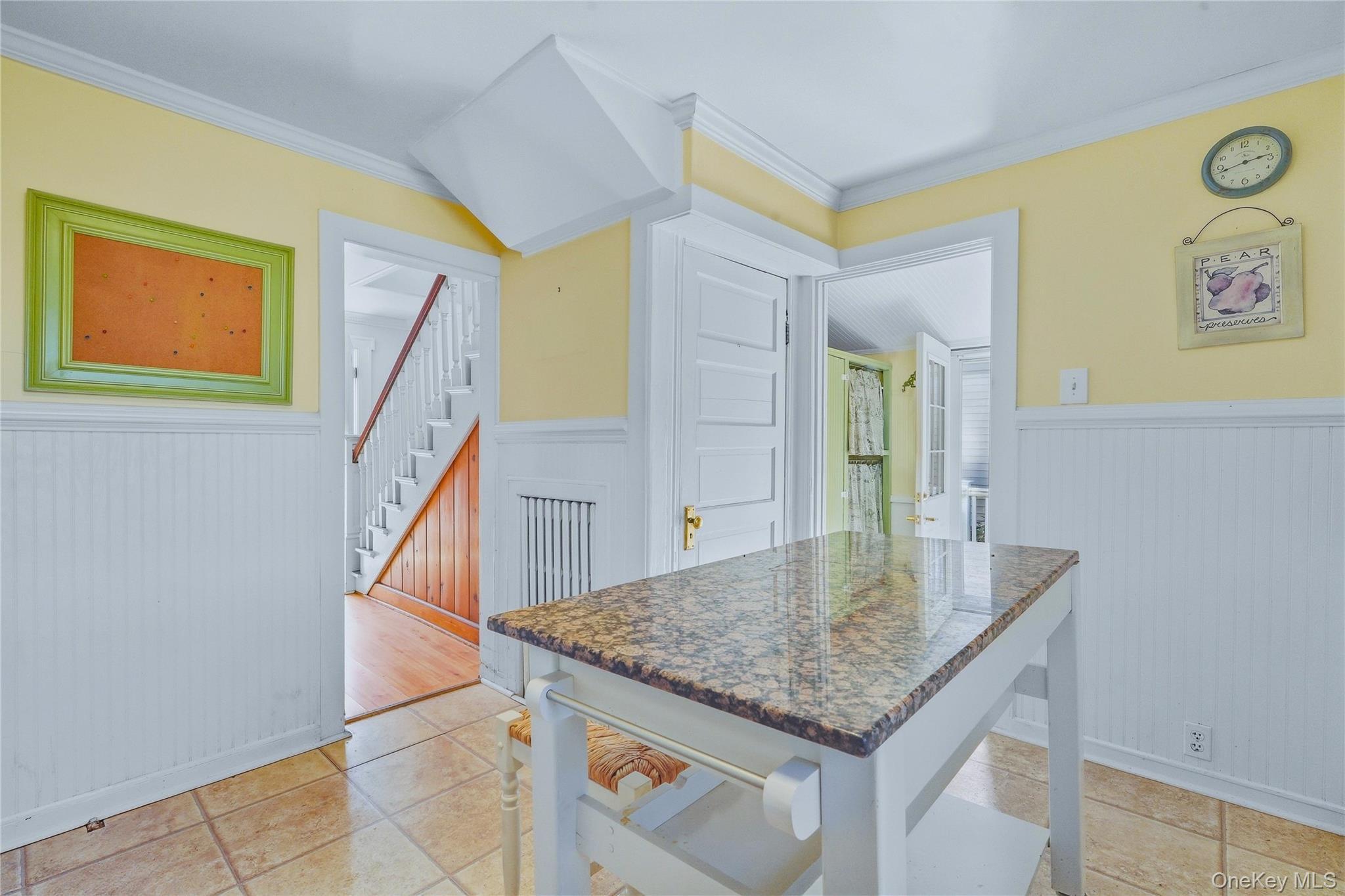 Single Family Linwood Place Ulster County, NY 12401, MLS-1056424-13