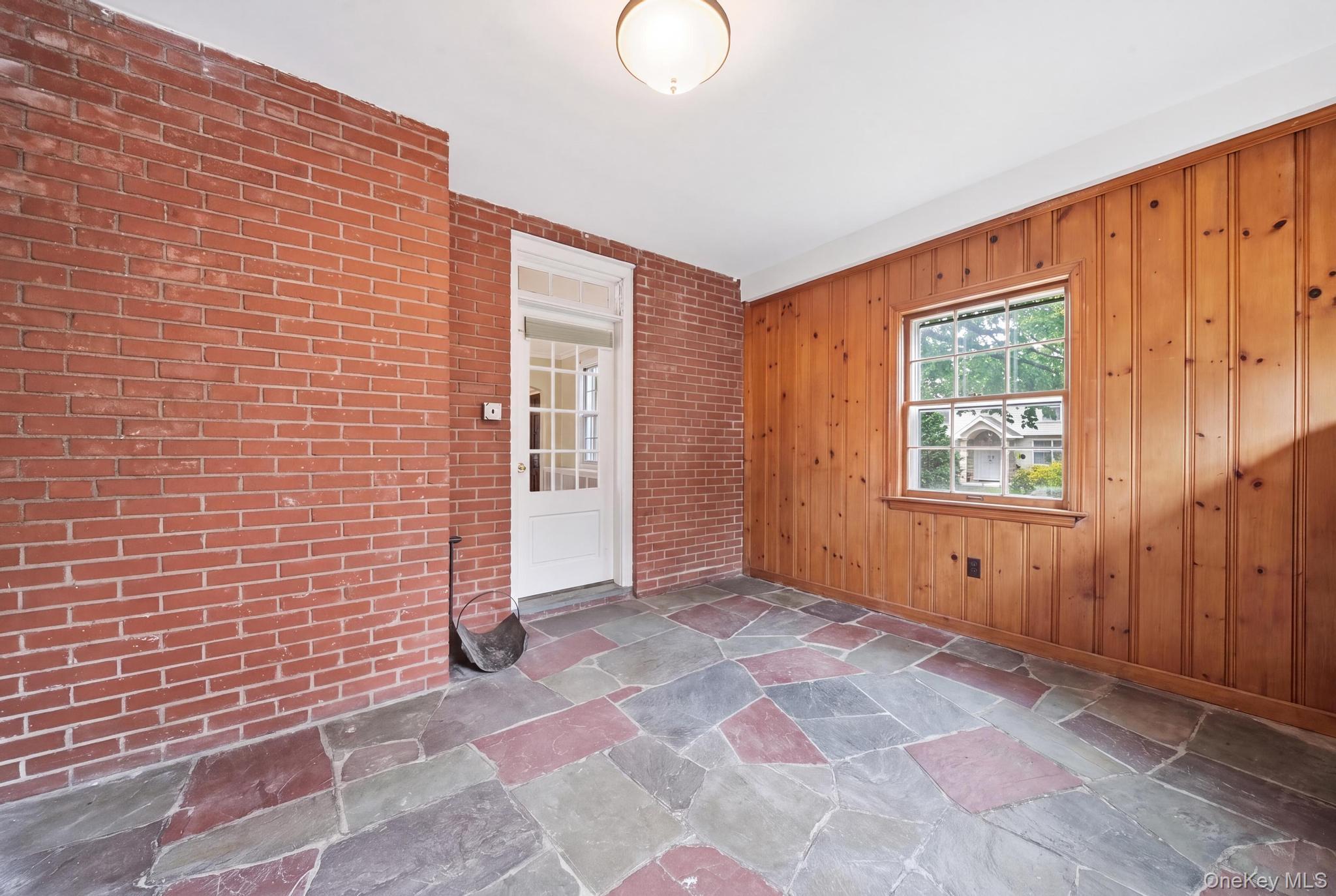 Single Family Tennyson Avenue  Nassau County, NY 11590, MLS-1056435-10