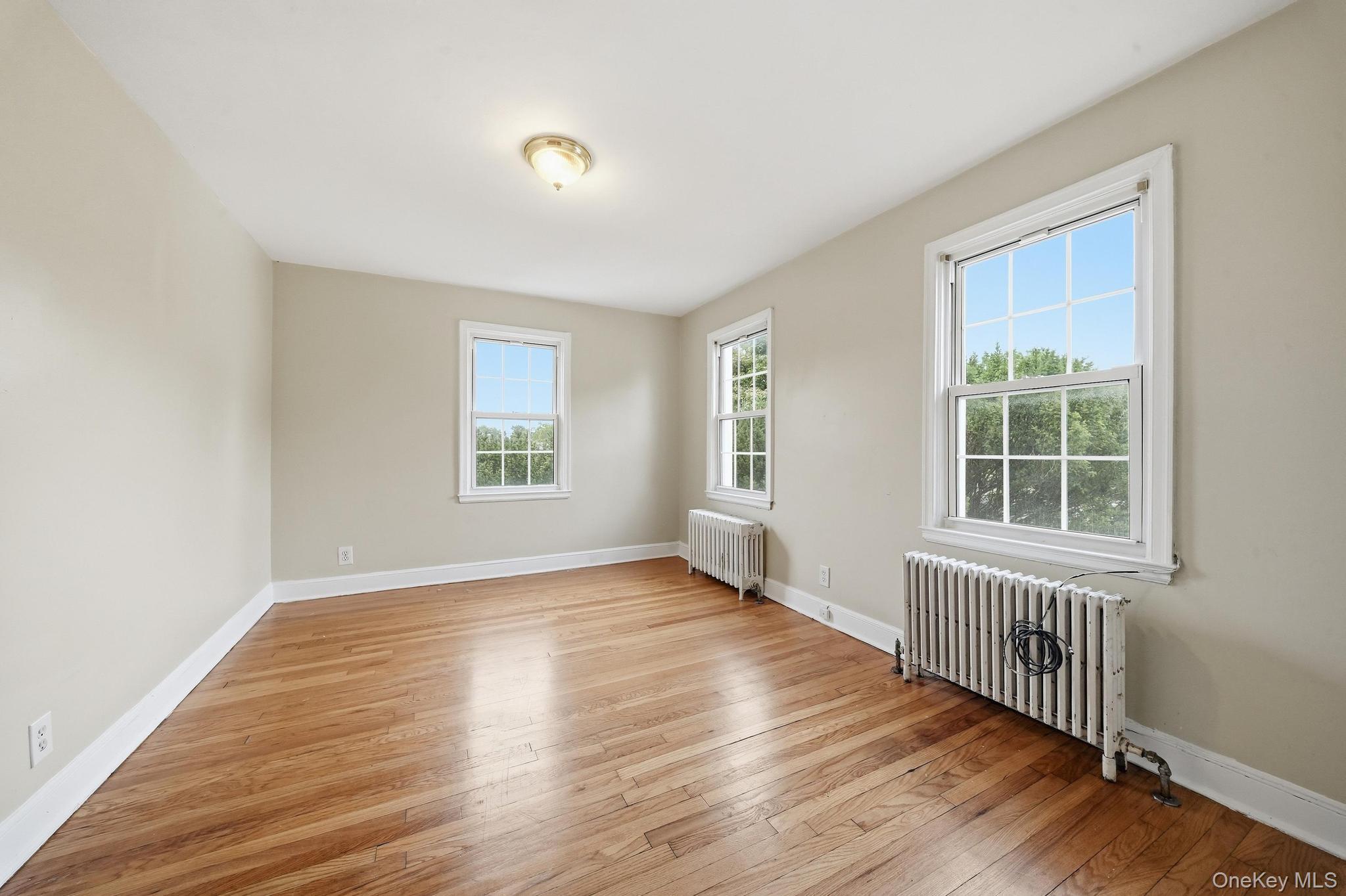 Single Family Tennyson Avenue  Nassau County, NY 11590, MLS-1056435-21