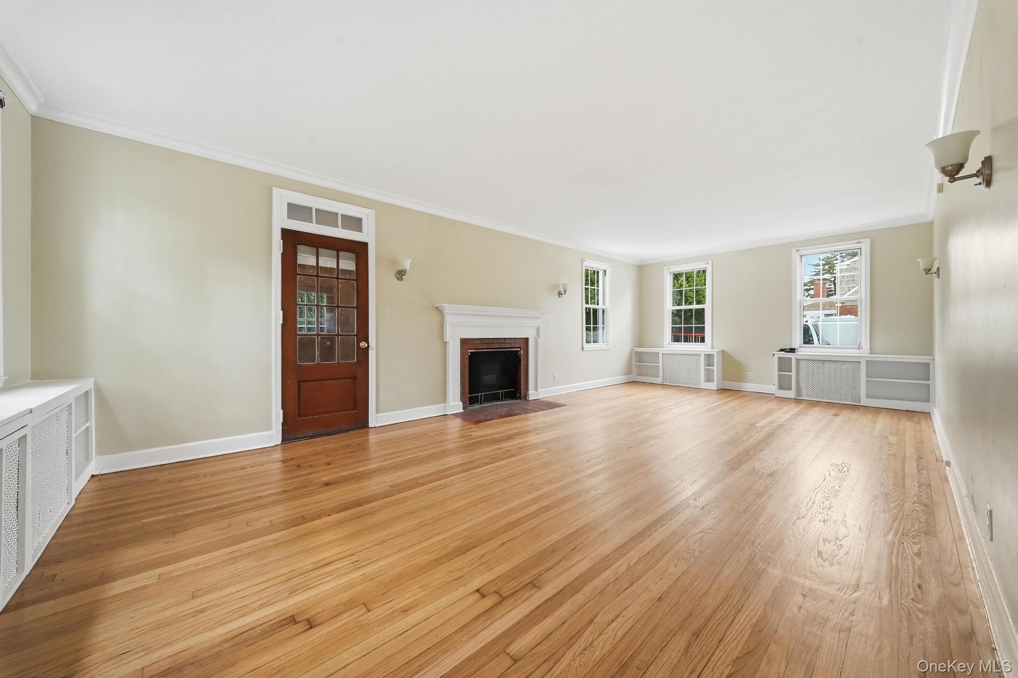 Single Family Tennyson Avenue  Nassau County, NY 11590, MLS-1056435-4