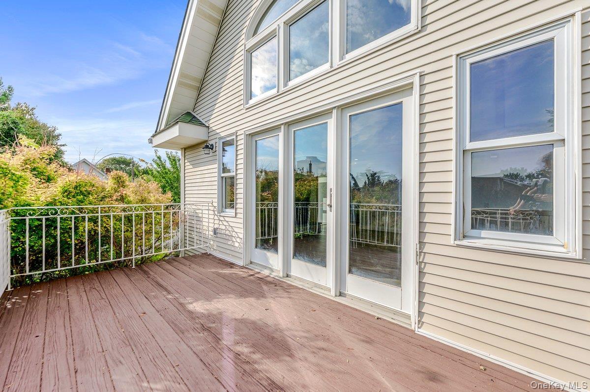 Single Family Coronado Street  Nassau County, NY 11509, MLS-1056437-26