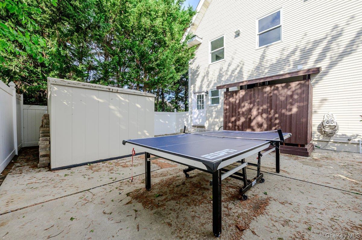 Single Family Coronado Street  Nassau County, NY 11509, MLS-1056437-41