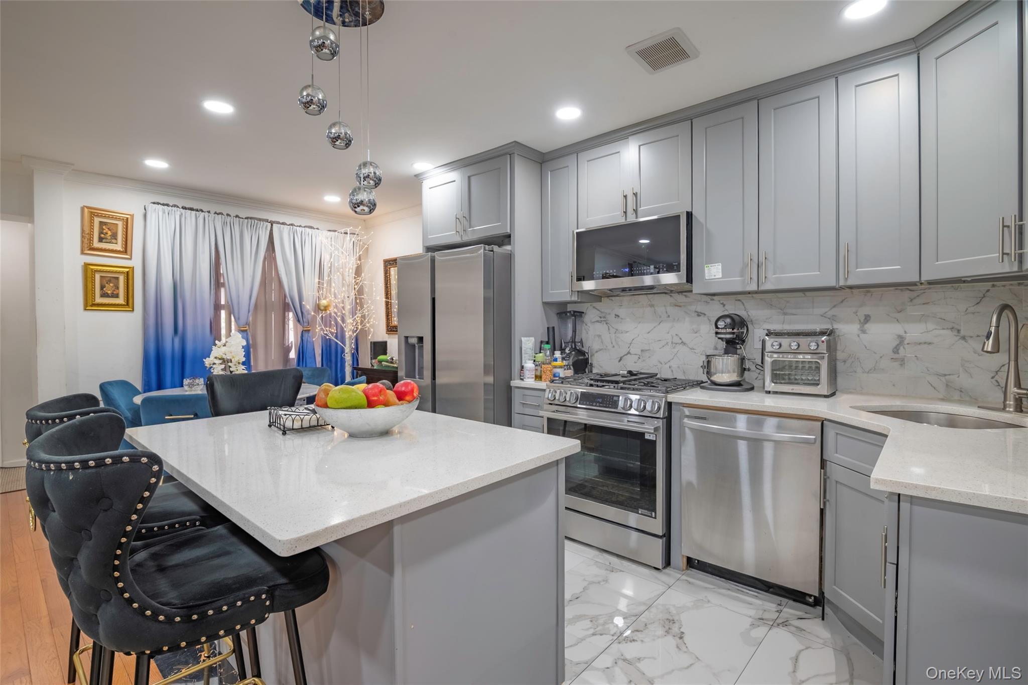 Single Family E 84th Street Brooklyn, NY 11236, MLS-1056452-9