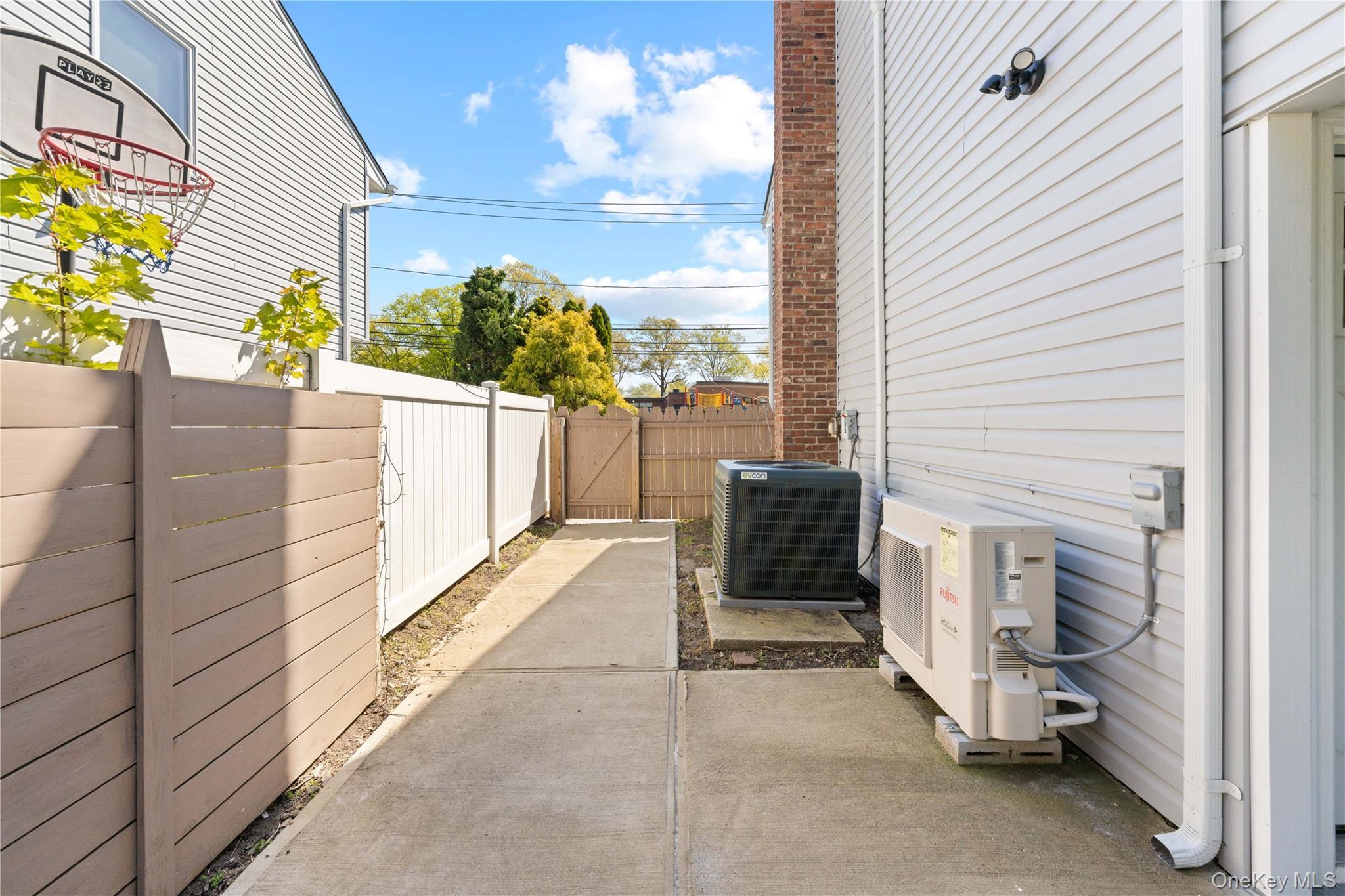 Single Family Denton Avenue Nassau County, NY 11040, MLS-1056501-10