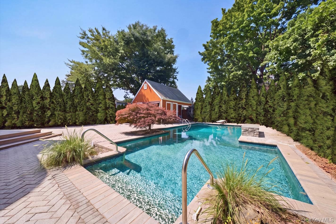 Single Family 5th Avenue Suffolk County, NY 11731, MLS-1056537-22