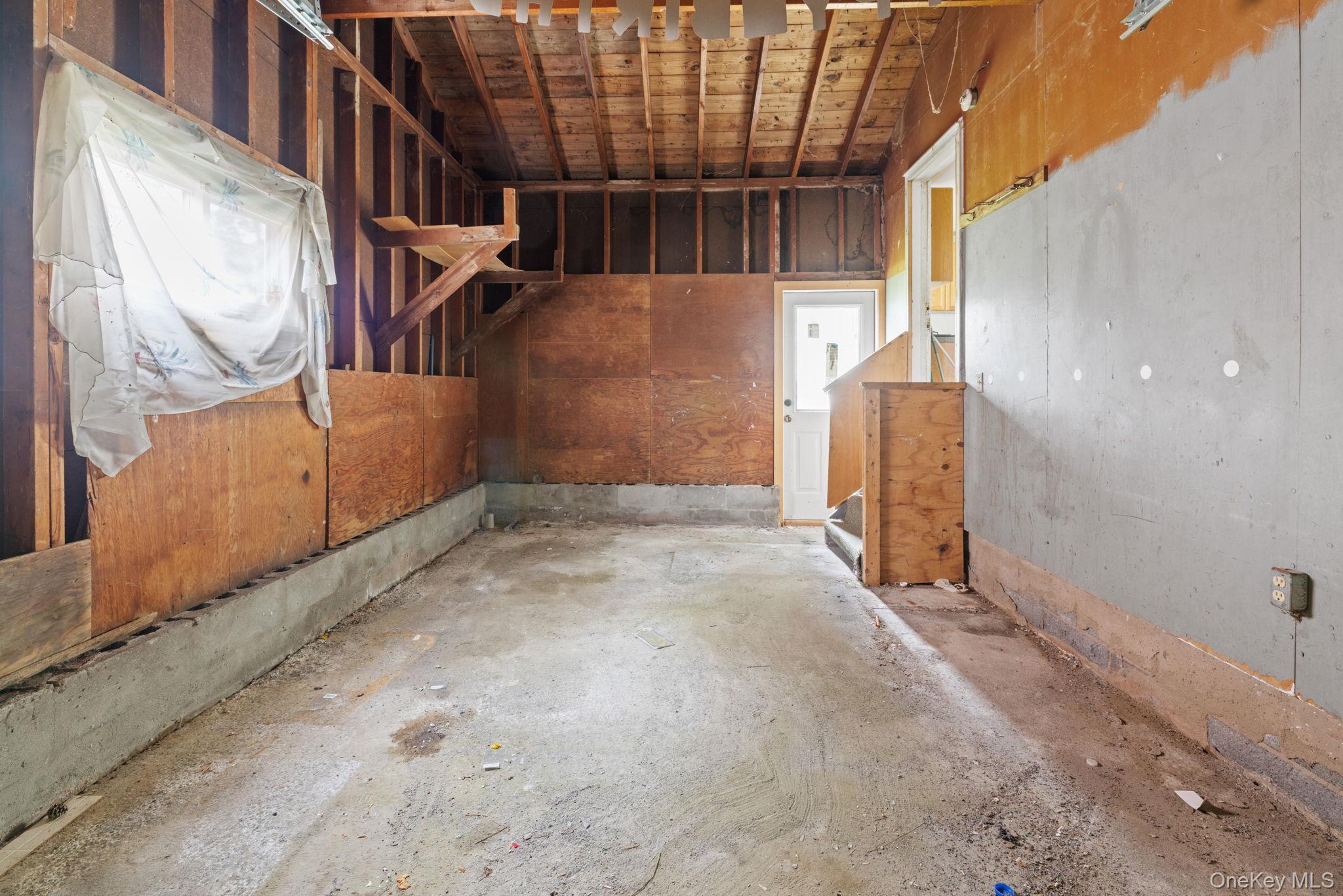 Single Family Salt Springs Road  Out Of Area, NY 13224, MLS-1056621-14