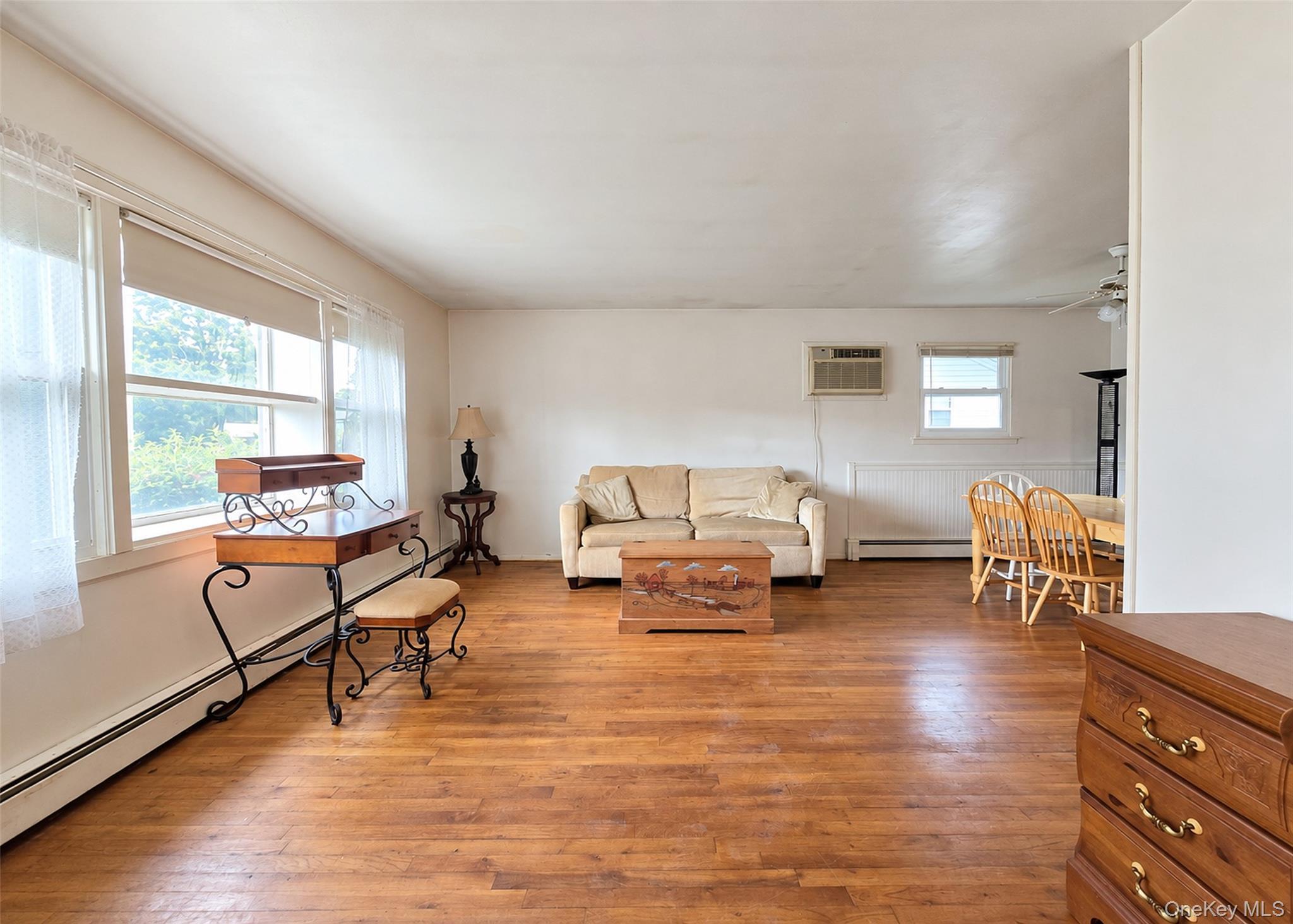 Single Family Robinwood Drive Suffolk County, NY 11951, MLS-1056646-4