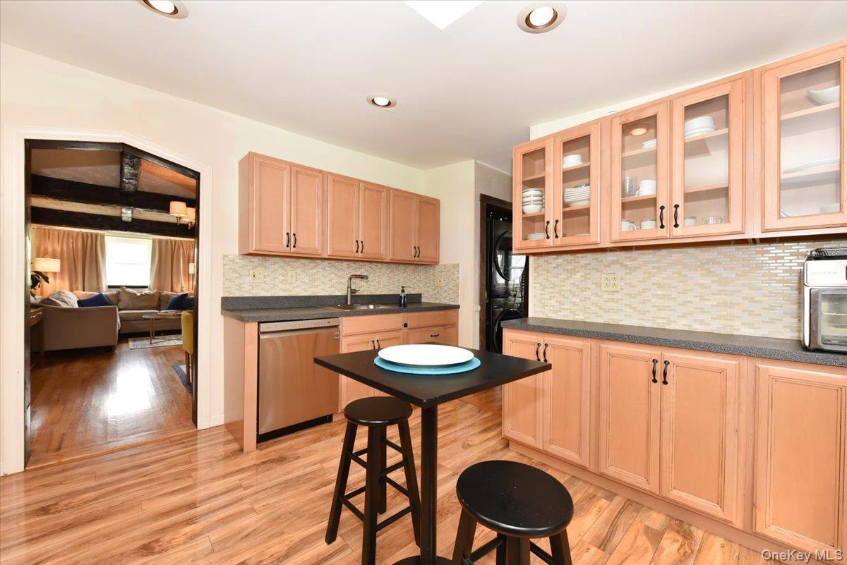 Single Family 4th Avenue Nassau County, NY 11518, MLS-1056669-12