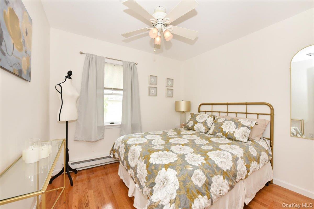 Single Family 4th Avenue Nassau County, NY 11518, MLS-1056669-23