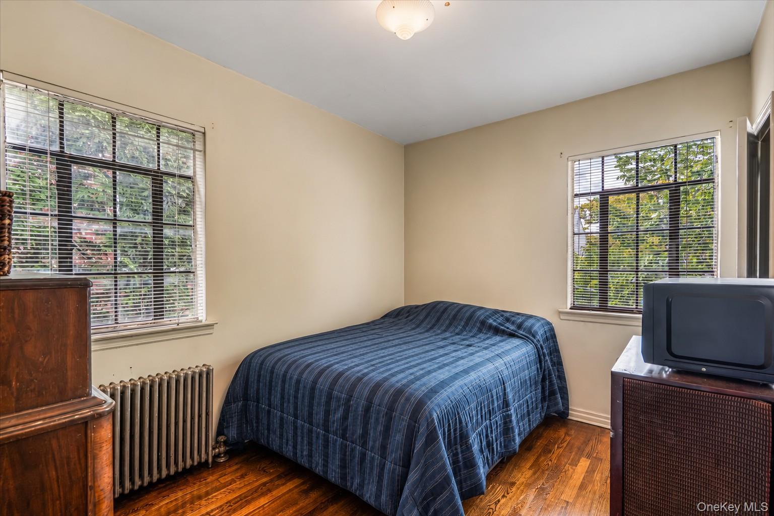 Single Family 145th Place  Queens, NY 11357, MLS-1056679-11