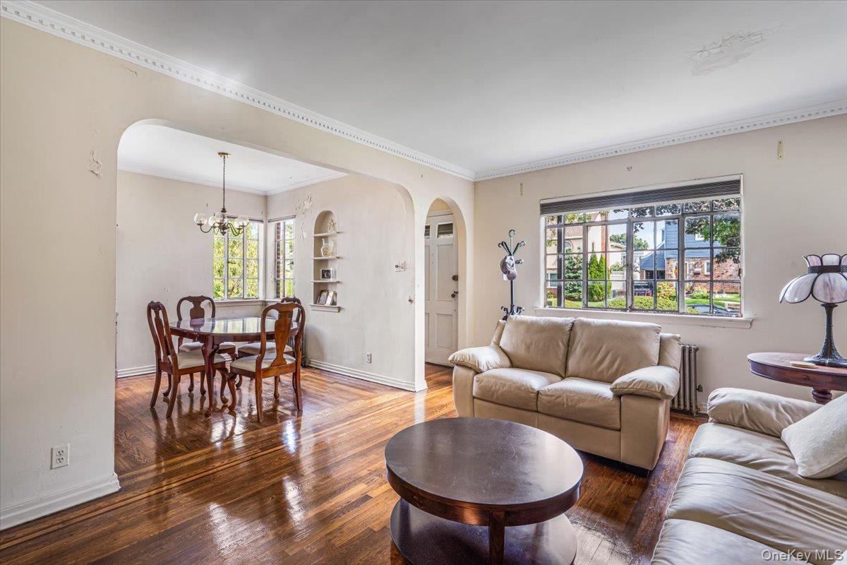 Single Family 145th Place  Queens, NY 11357, MLS-1056679-3