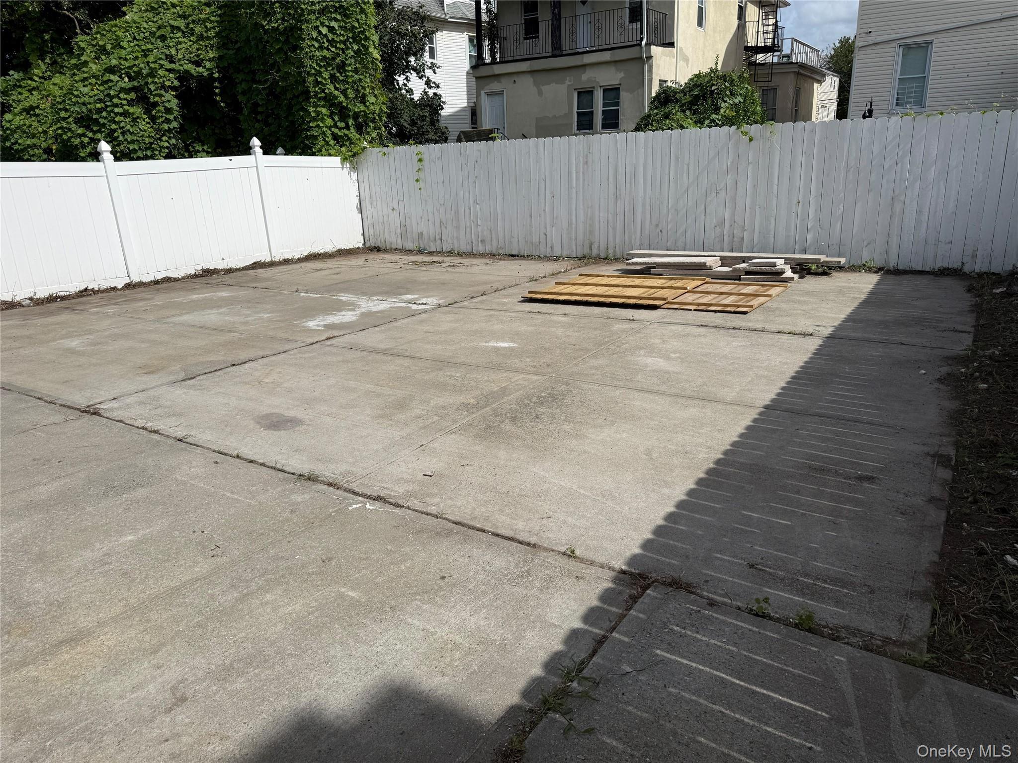 Single Family Beach 67th Street  Queens, NY 11692, MLS-1056714-16