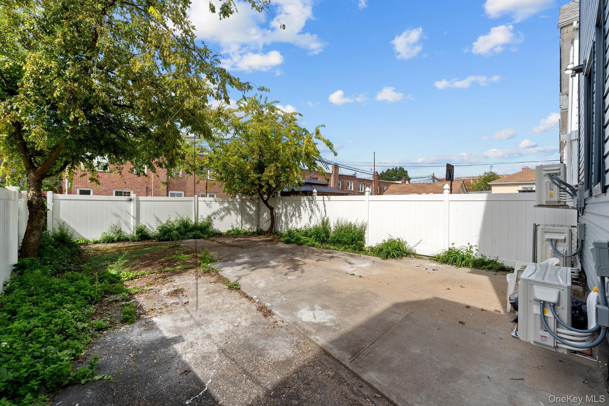 Single Family 219th Street Queens, NY 11411, MLS-1056719-12