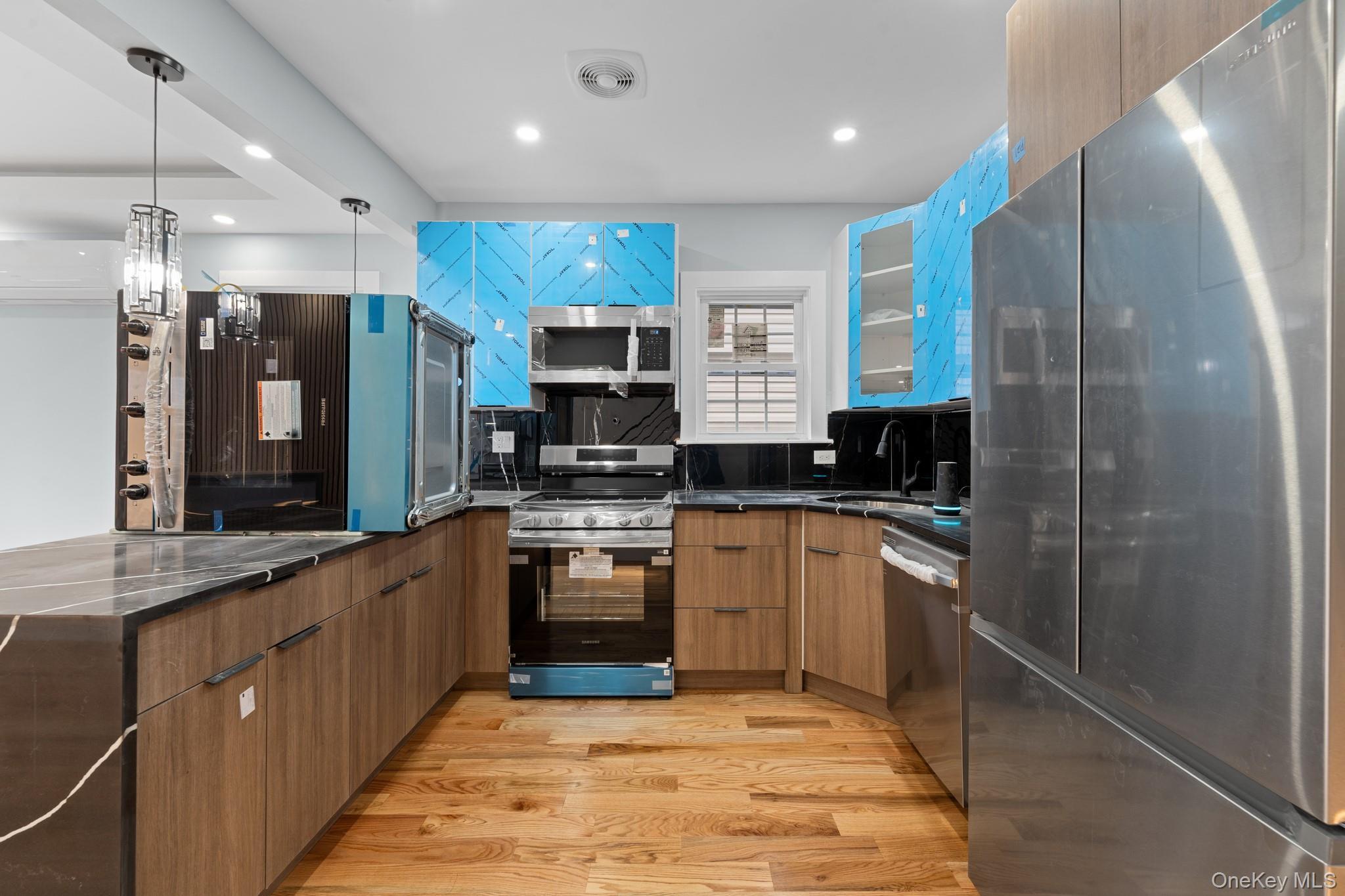 Single Family 219th Street Queens, NY 11411, MLS-1056719-4