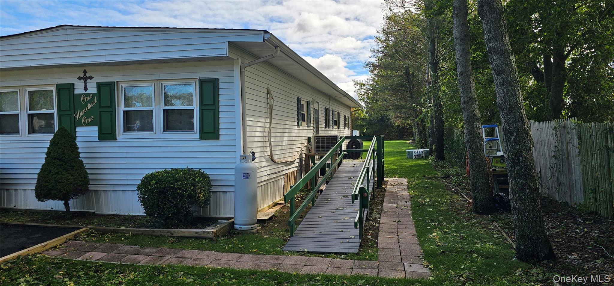 Single Family Fresh Pond Avenue Suffolk County, NY 11933, MLS-1056747-2