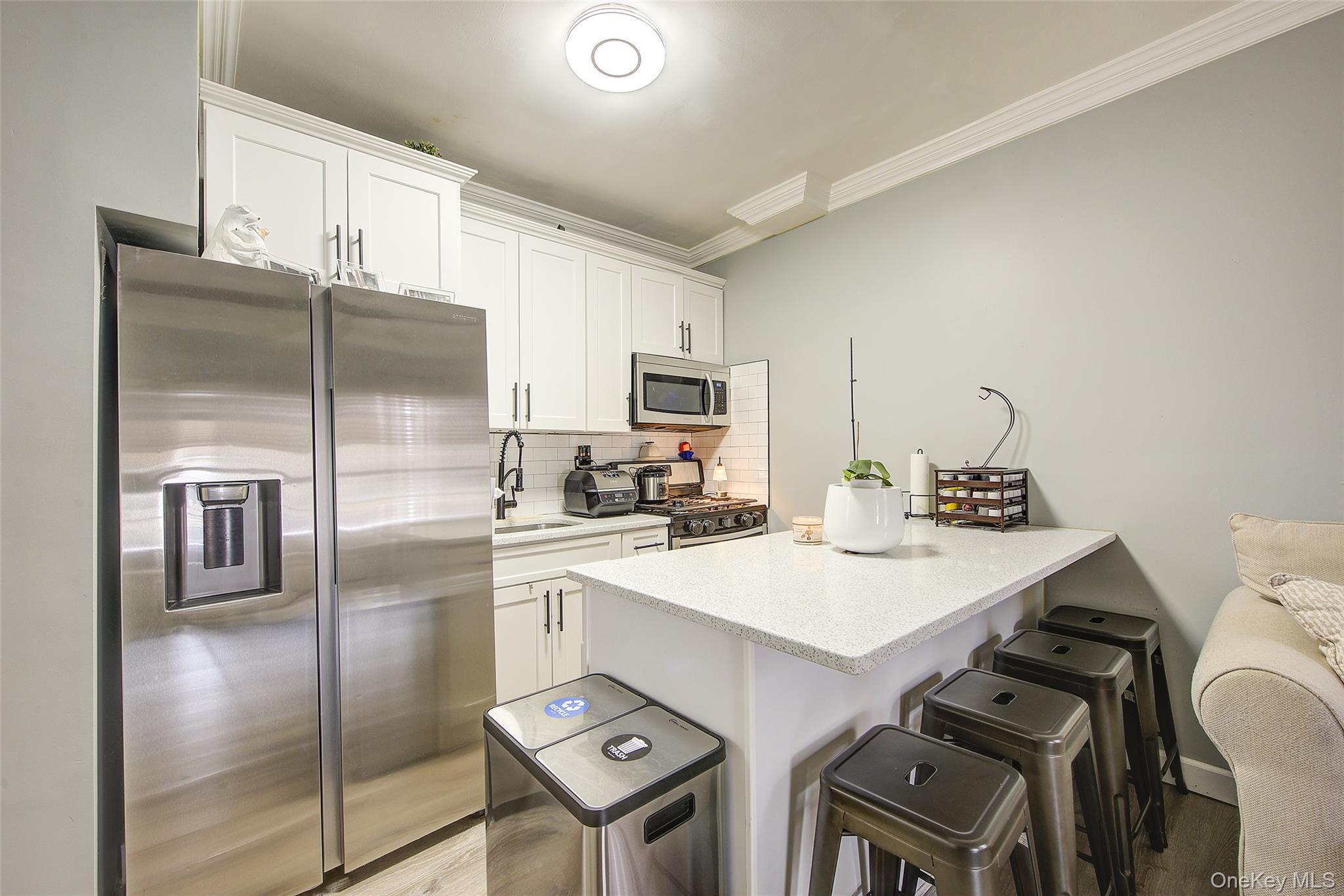 Single Family 95th Avenue Queens, NY 11416, MLS-1056757-7