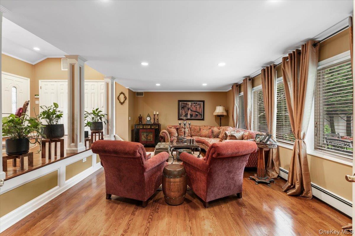 Single Family Jerold Street Nassau County, NY 11803, MLS-1056761-10