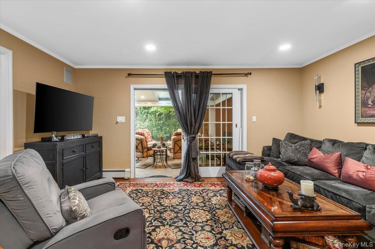 Single Family Jerold Street Nassau County, NY 11803, MLS-1056761-12