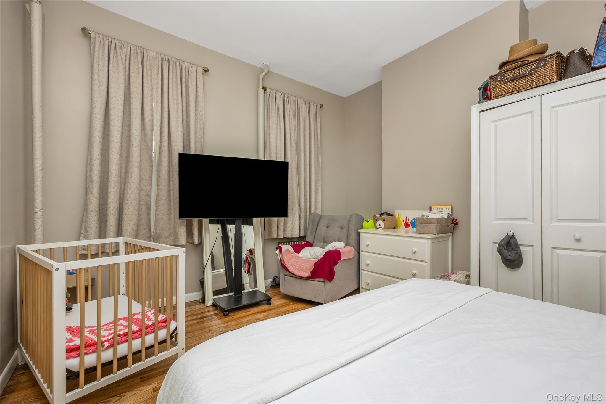 Single Family Norwood Avenue Brooklyn, NY 11208, MLS-1056767-10