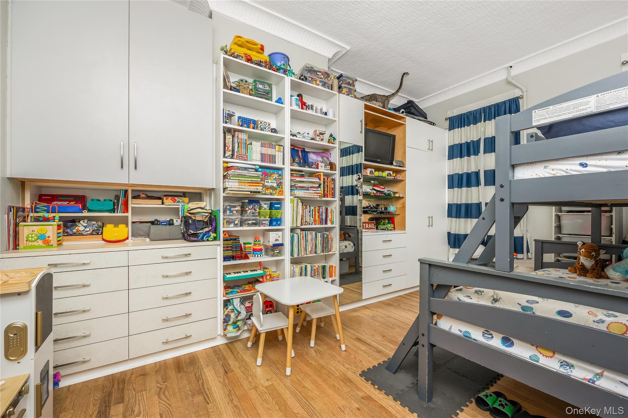 Single Family Norwood Avenue Brooklyn, NY 11208, MLS-1056767-16